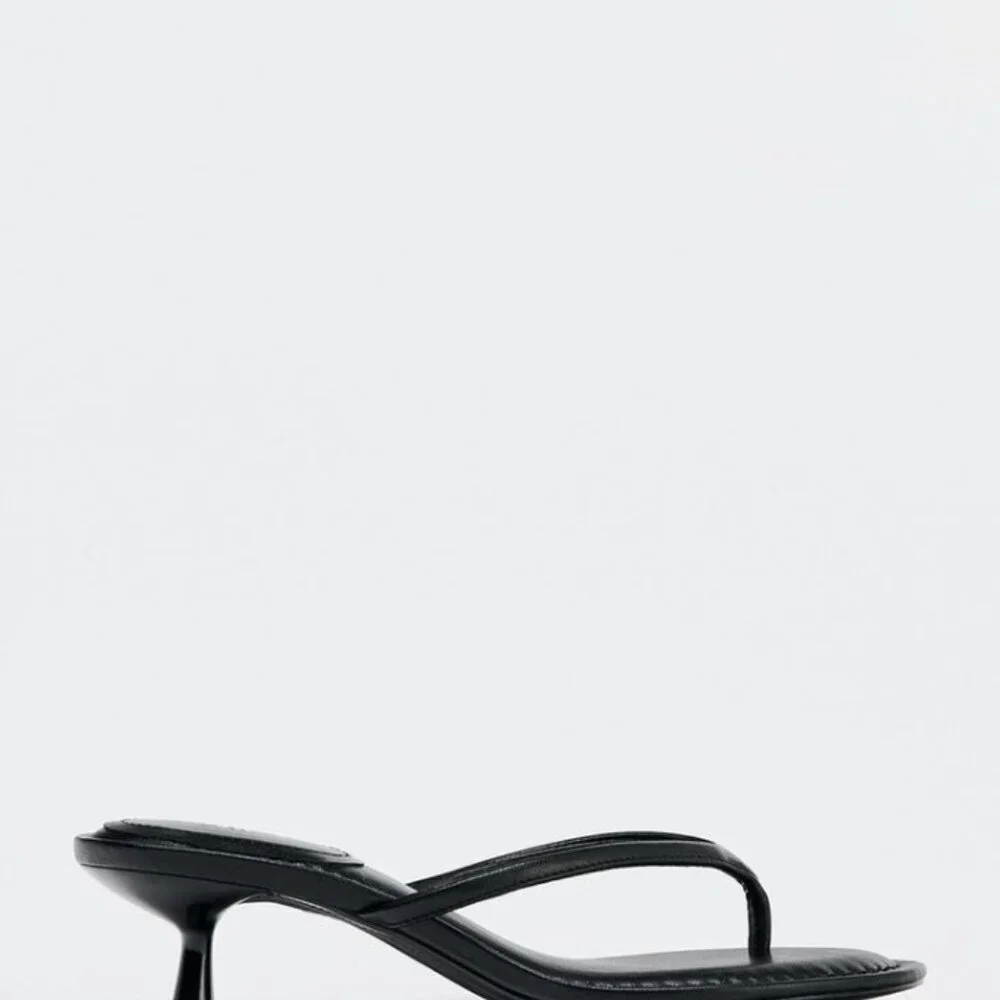 Zara Black Kitten Heel Sandals | Size: 7.5 - Picture 2 of 2